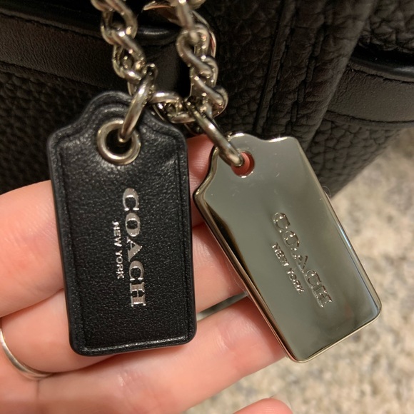 NWT Coach purse !! - Picture 5 of 9